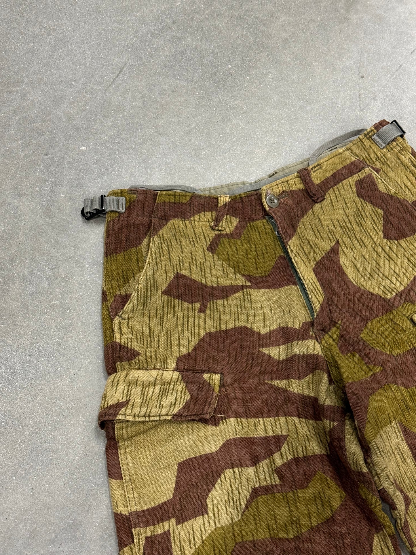 1999 General Research Splinter Camo Shorts [30]
