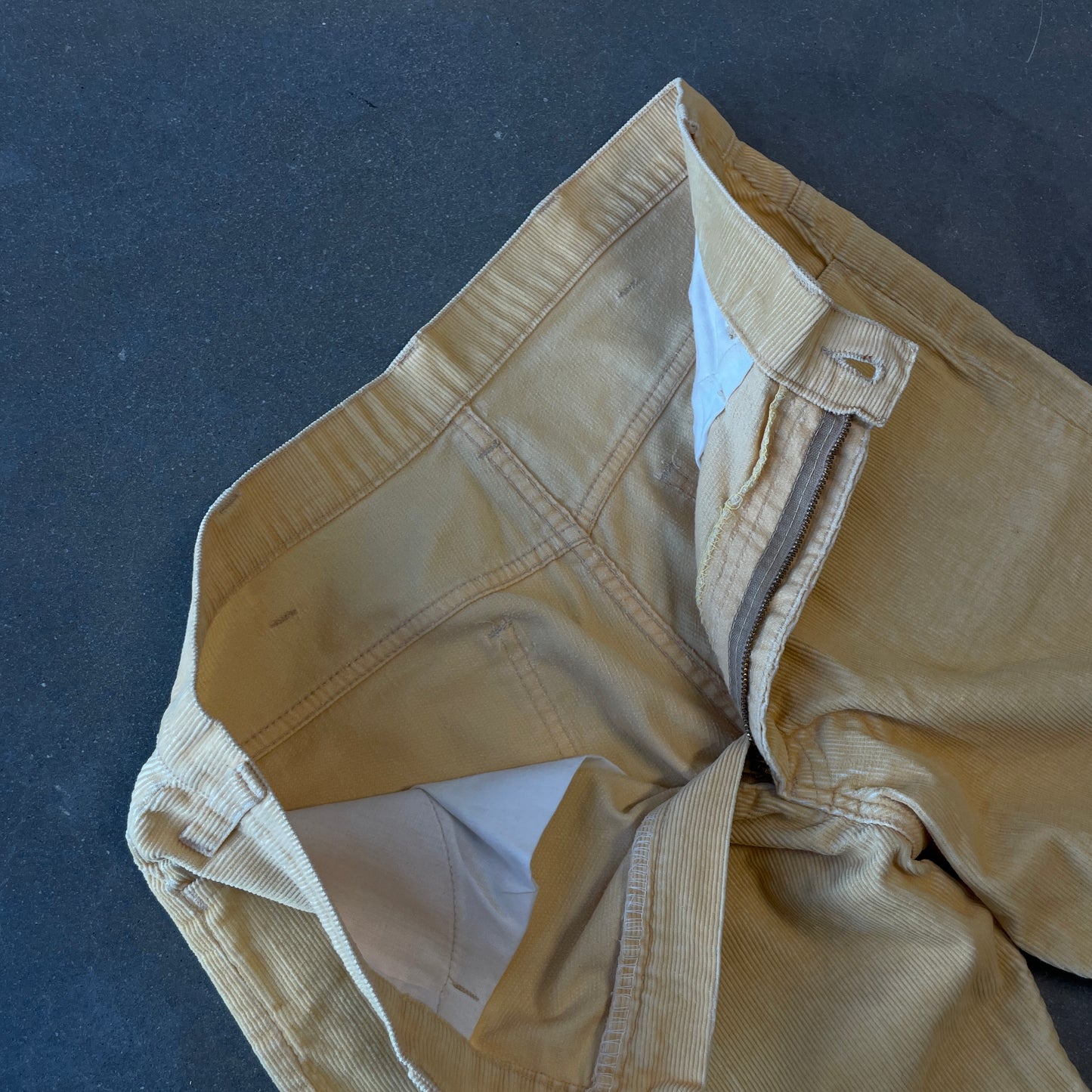 1970s Levis 517 Flares [33x30]