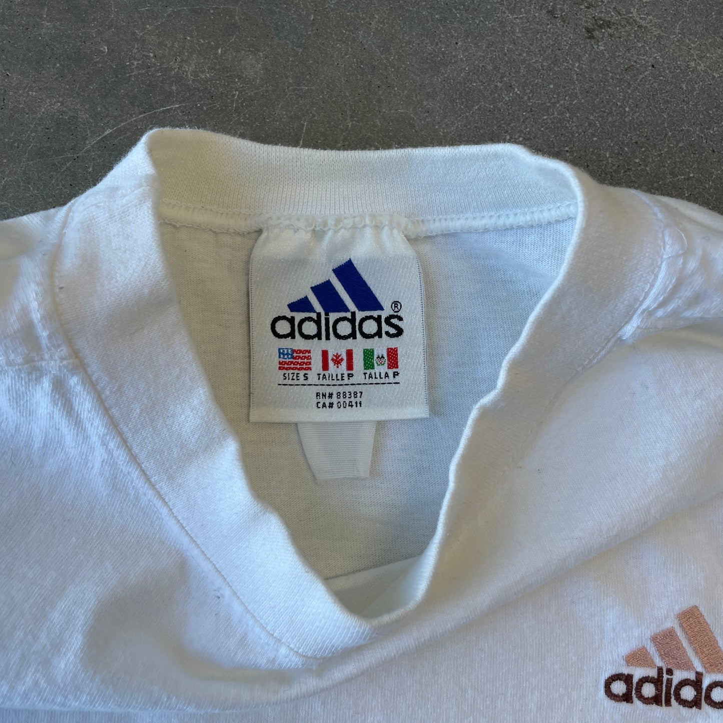 1990s Faded Adidas T-Shirt [M]