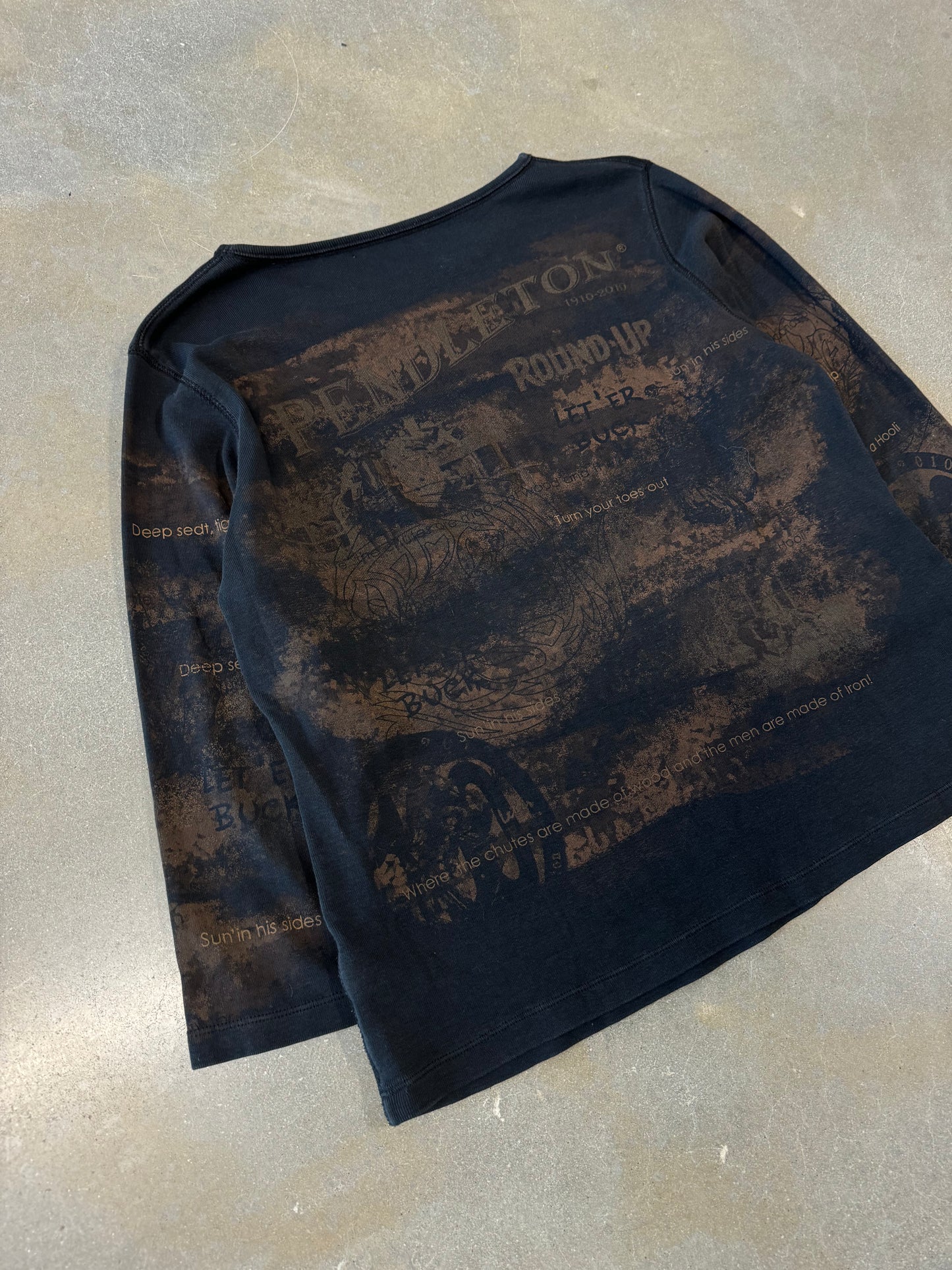 Vintage Y2K Pendleton Bedazzled All Over Print Longsleeve [L]