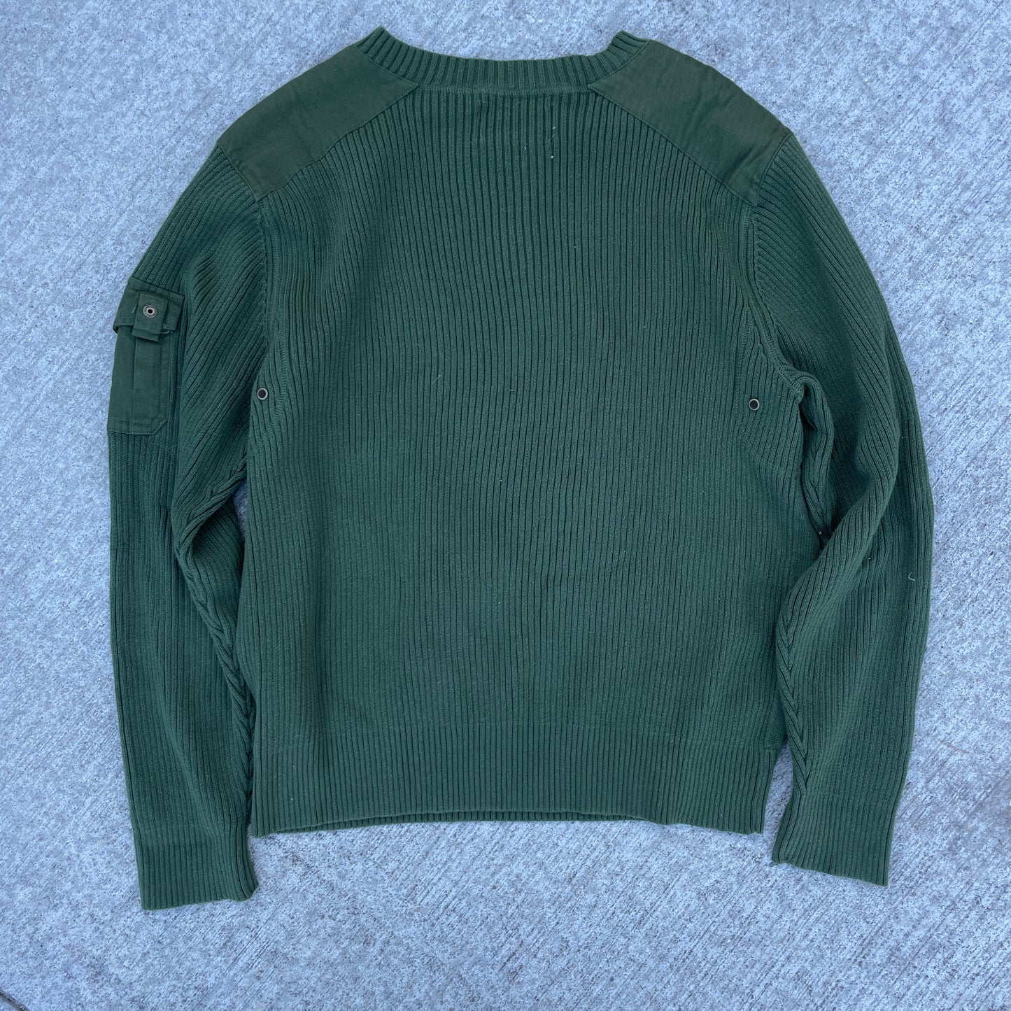 Y2K Red Head Military-Esque Cargo Henley Sweater [M]