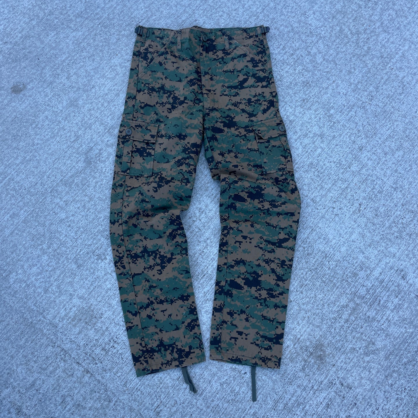 Y2K Digicamo Pants [32x30]