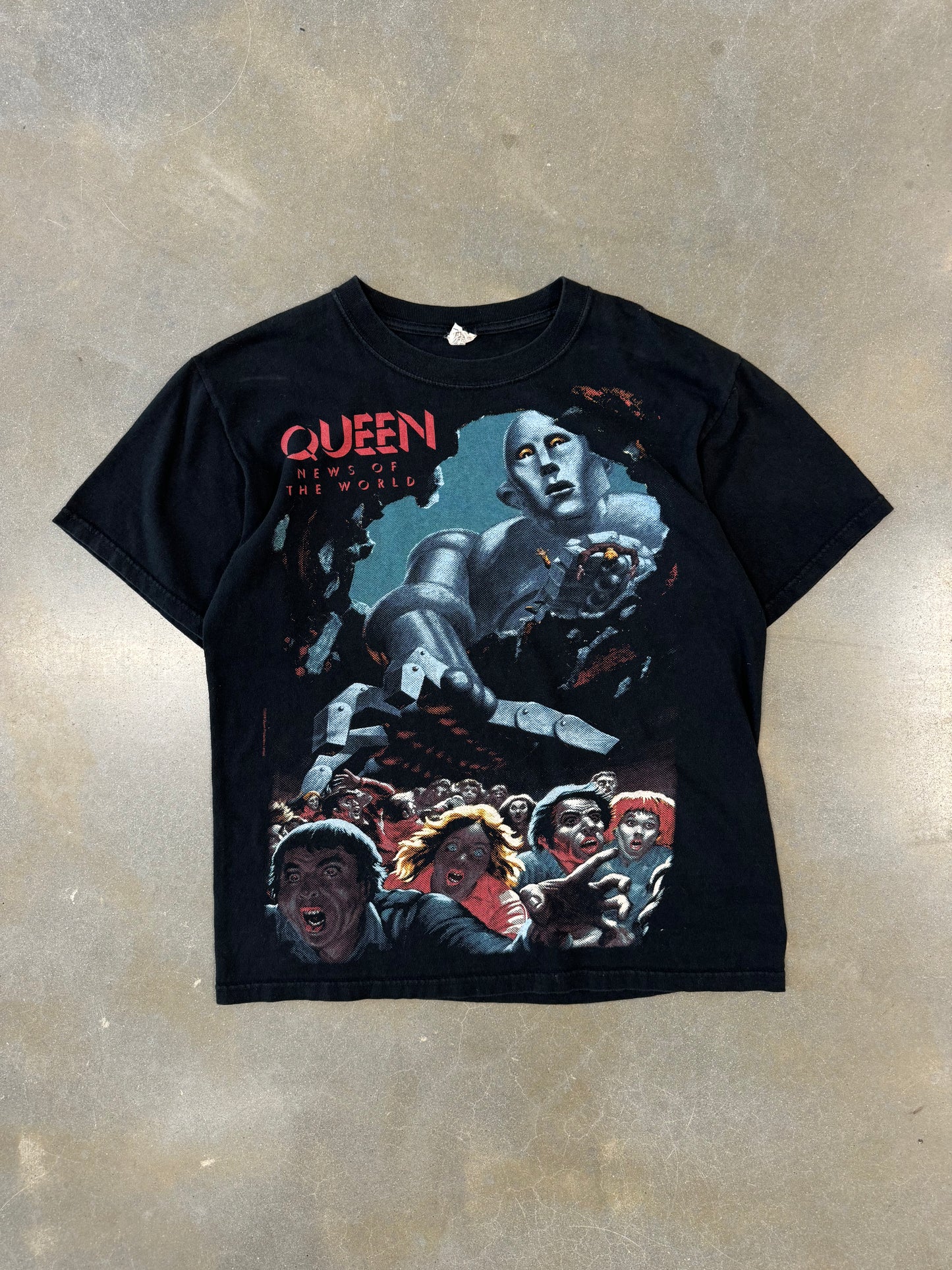 Vintage Y2K Queen All Over Print T-Shirt [M]