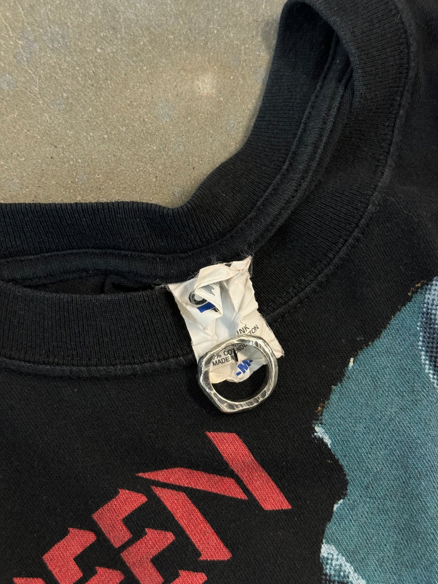 Vintage Y2K Queen All Over Print T-Shirt [M]