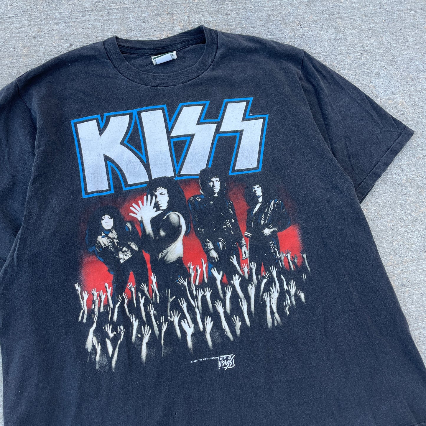1989 Kiss Live Tour Band T-Shirt