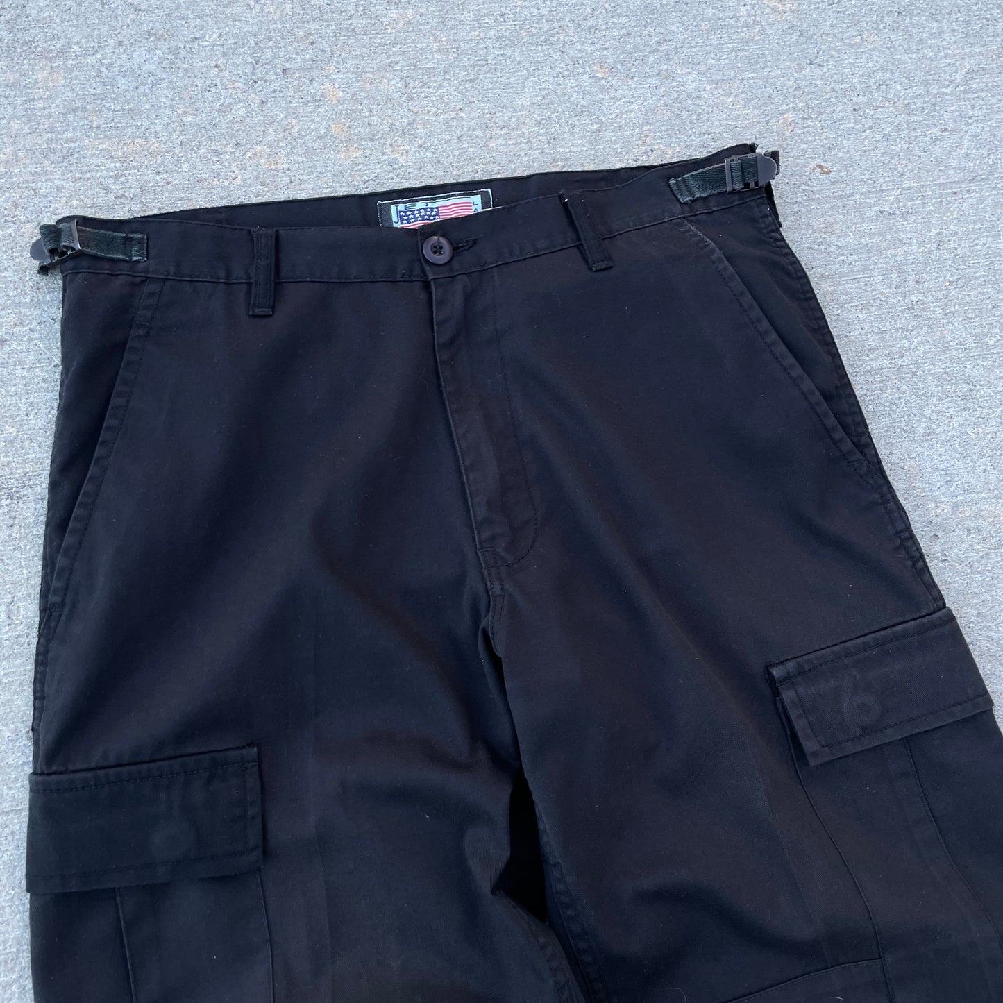 1990s Black Military Cargo Pants [30-34x30]