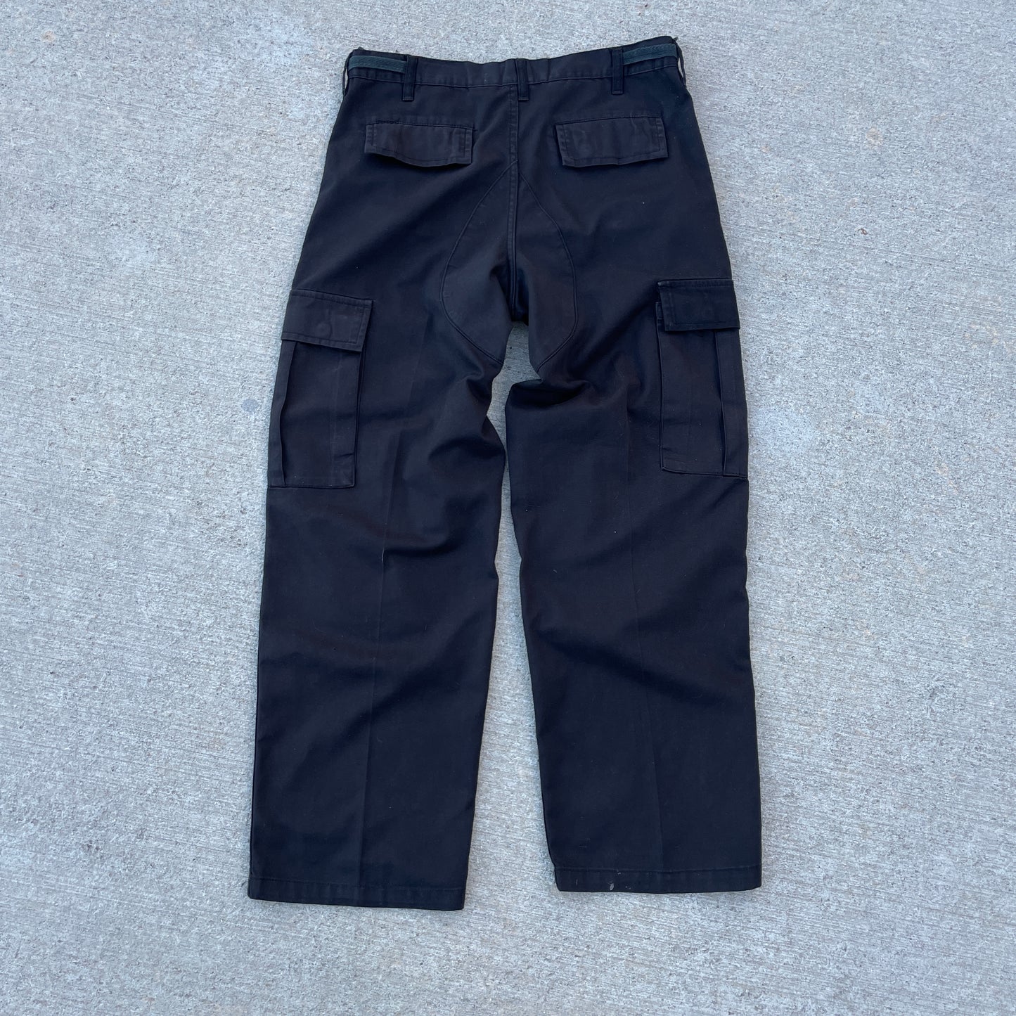 1990s Black Military Cargo Pants [30-34x30]