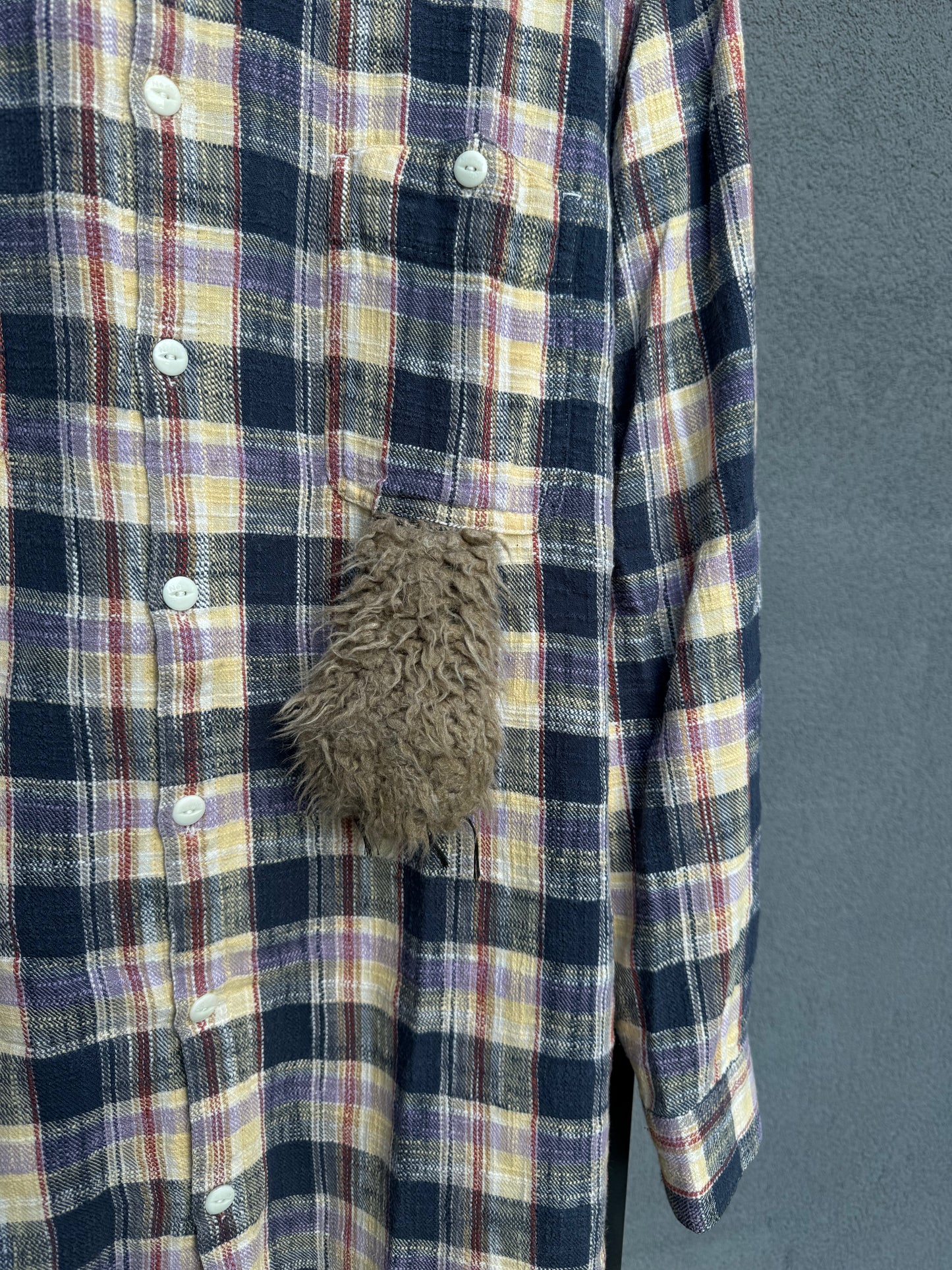 Ne-Net Cat Paw Flannel Button-Up Shirt [L]