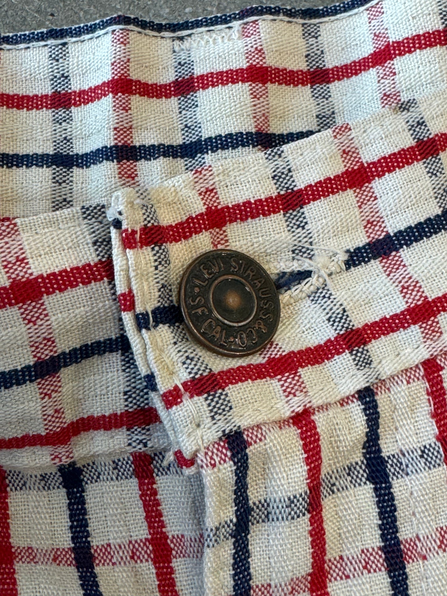 Vintage 1970s Levi's Big E Plaid Shorts [36]