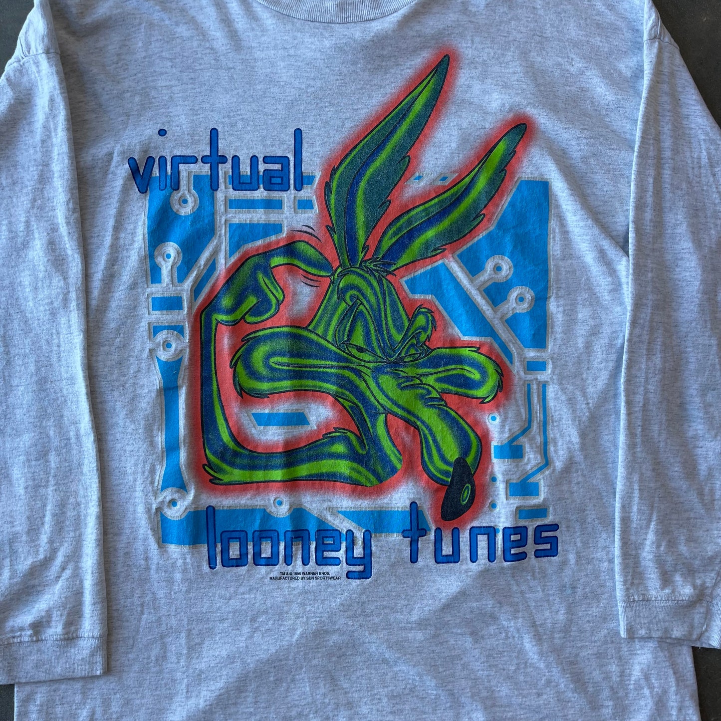 1996 Virtual Looney Tunes Longsleeve [L/XL]