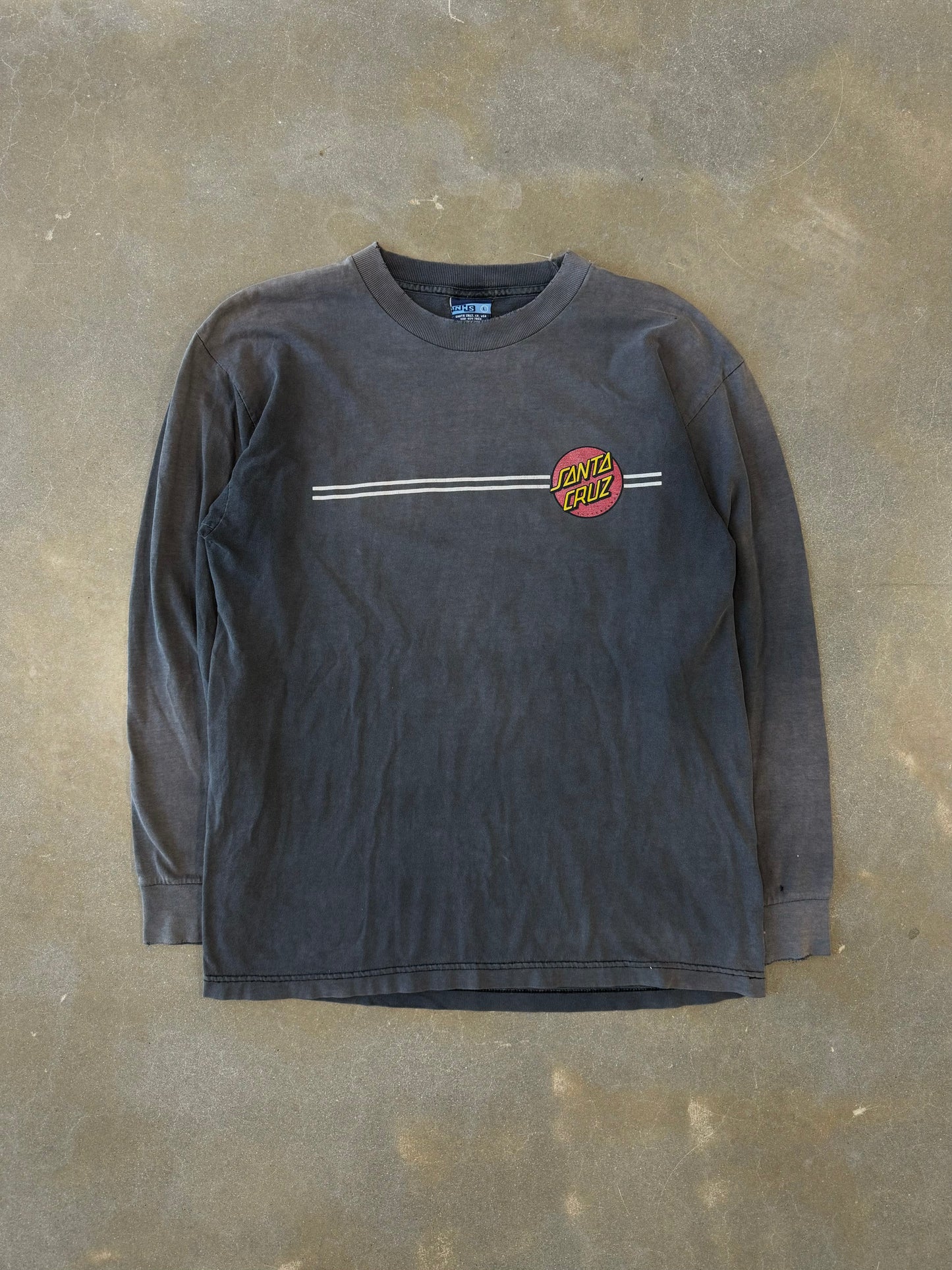 Vintage 1990s Faded/Distressed Santa Cruz Longsleeve T-Shirt [L]