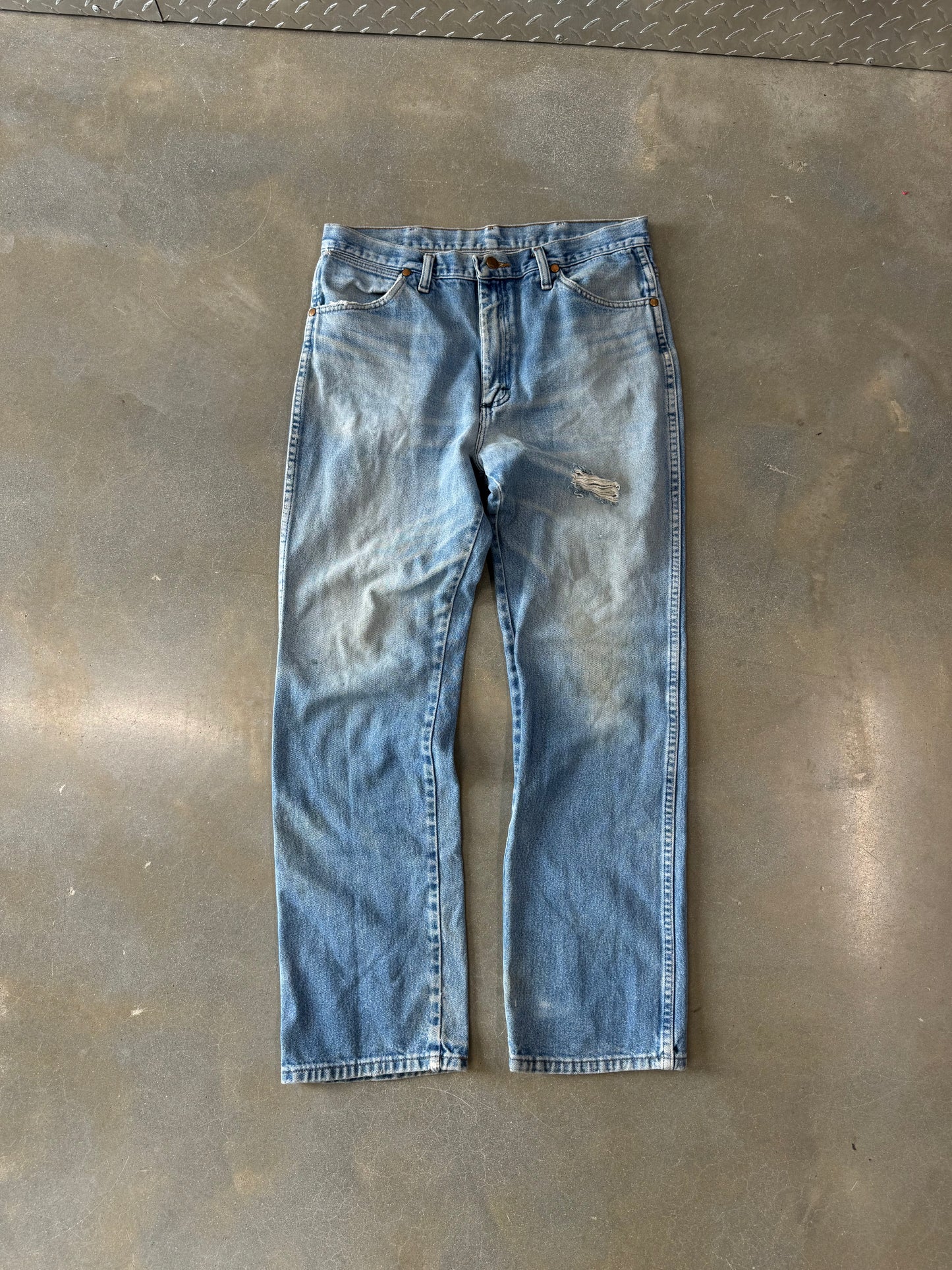 Vintage 1980s Distressed Wrangler Cowboy Cut Jeans [32x32]