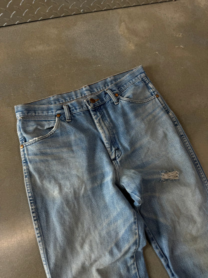 Vintage 1980s Distressed Wrangler Cowboy Cut Jeans [32x32]