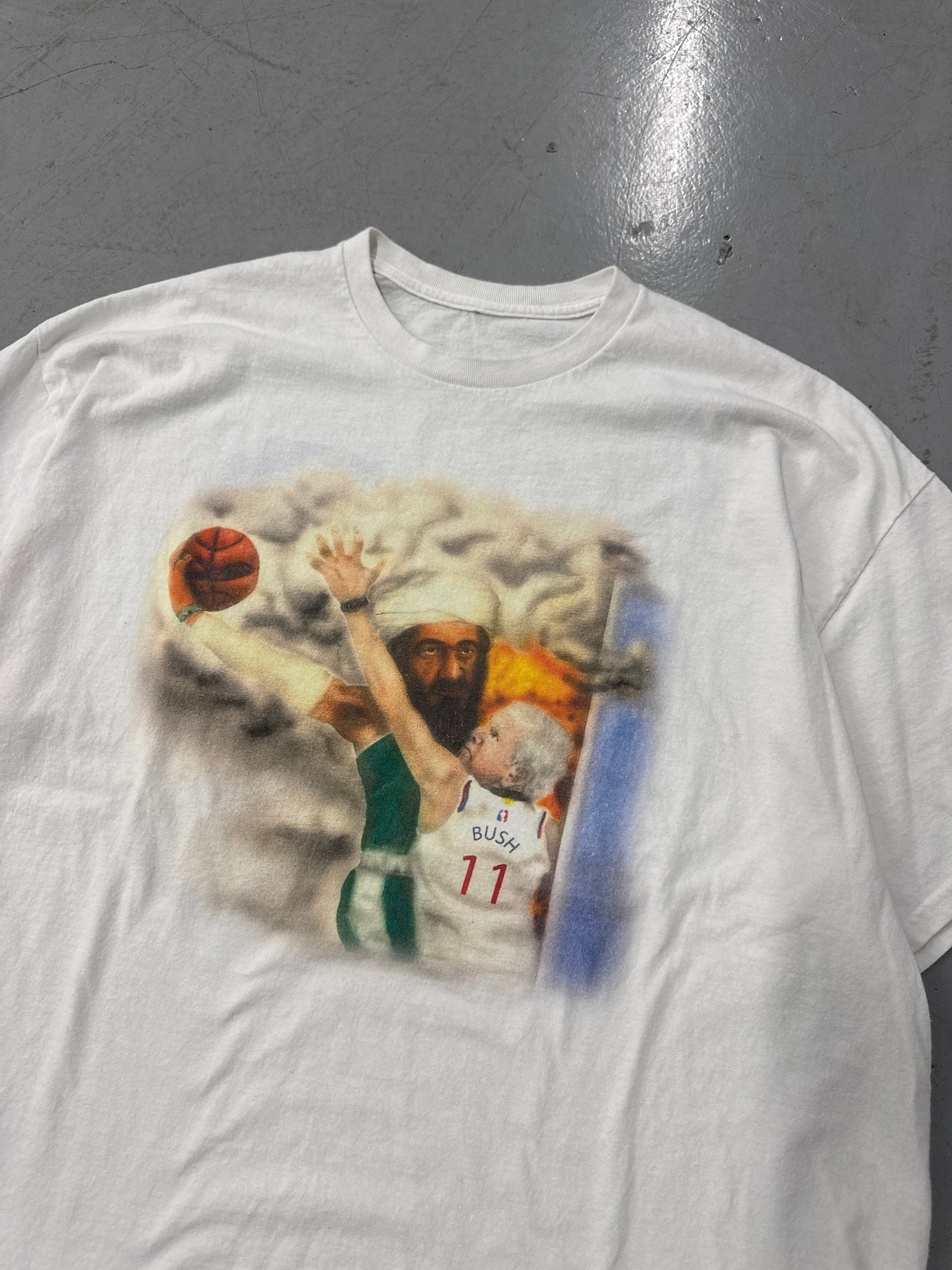 2000s Osama Bin Laden Dunking 9/11 Parody T-Shirt [XXL]