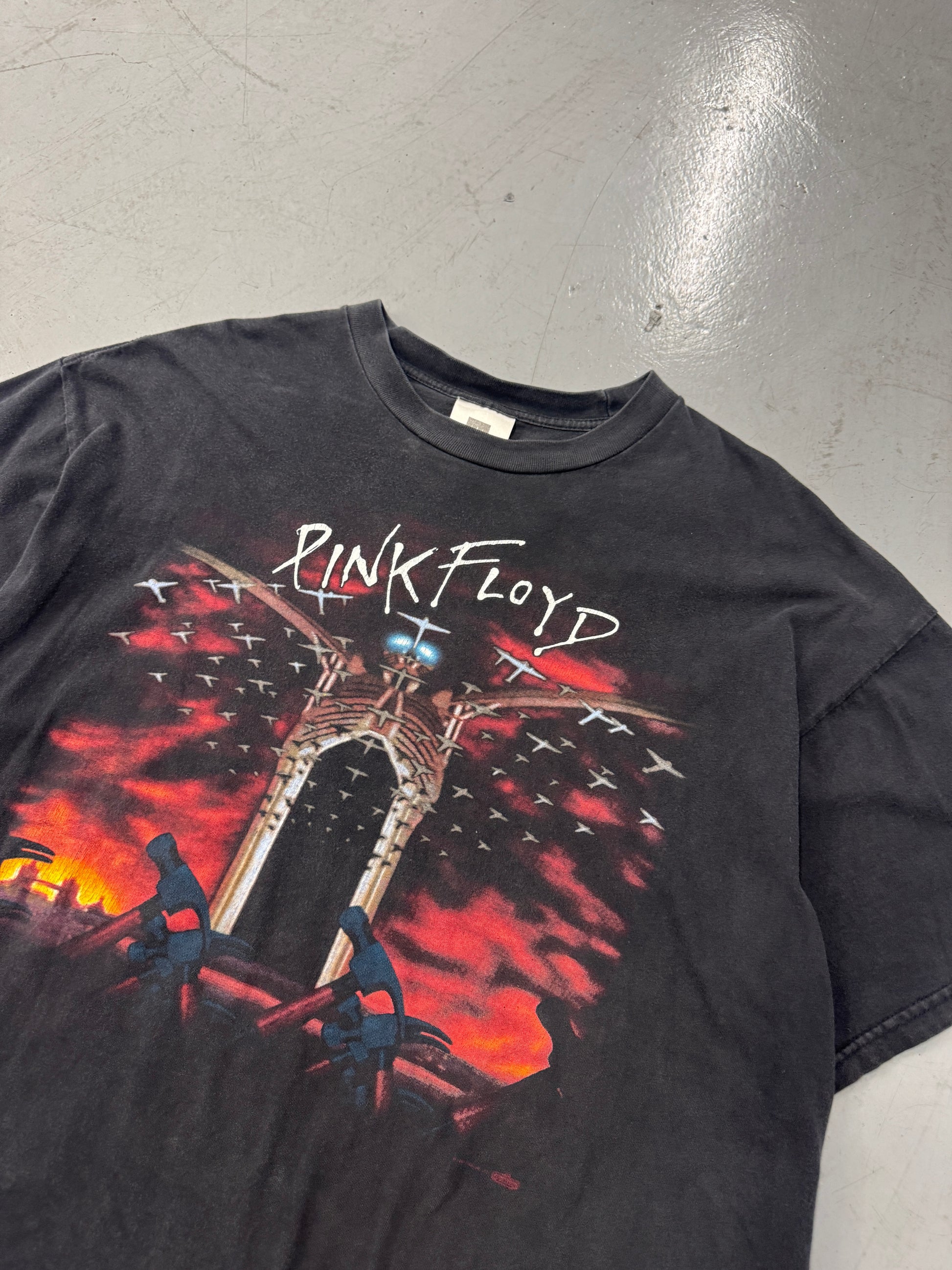 1990s Pink Floyd The Wall Winterland Band T-Shirt [XL]