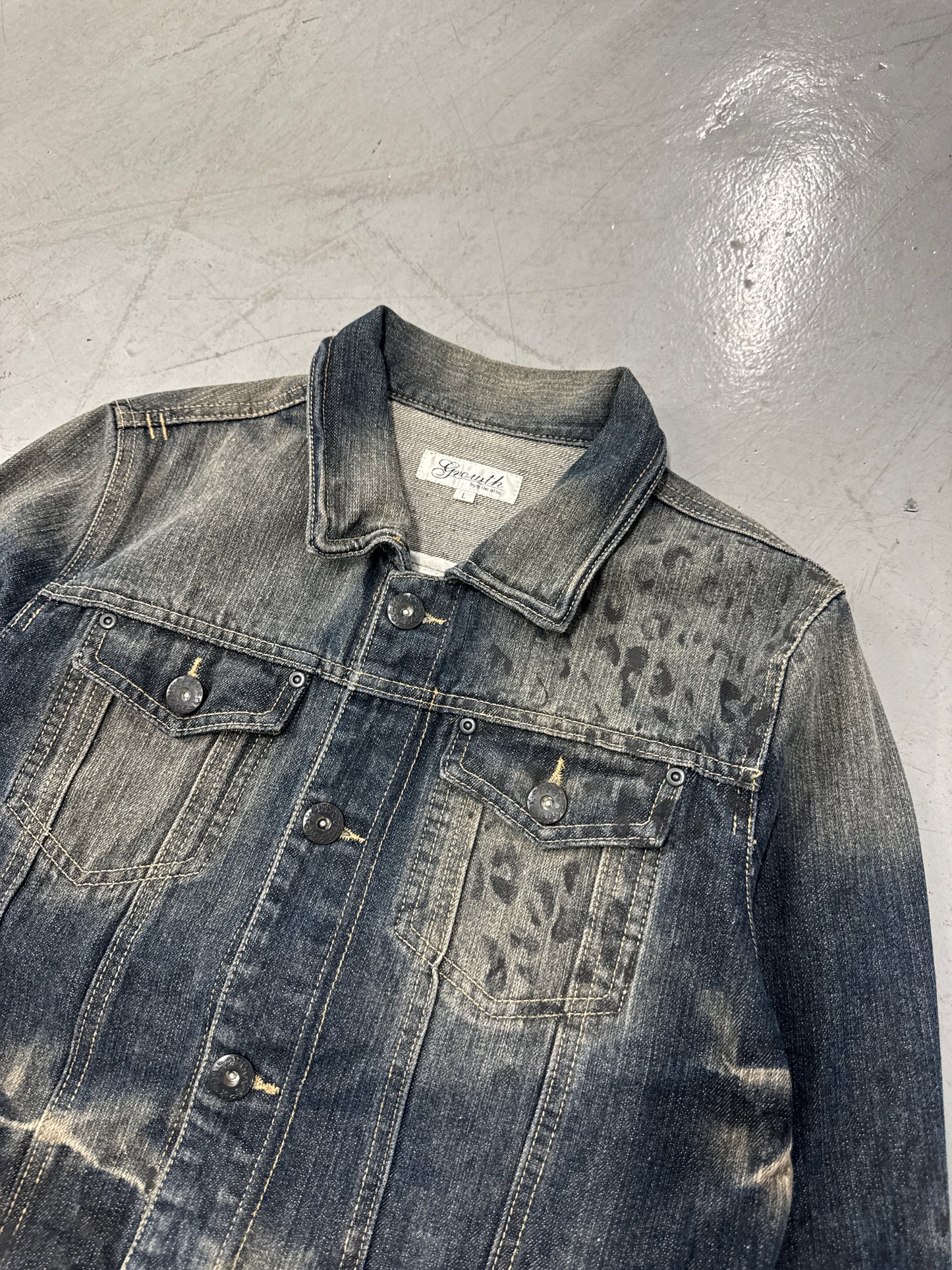 Growth by In The Attic Faded Cheetah Print Denim Jacket [L]