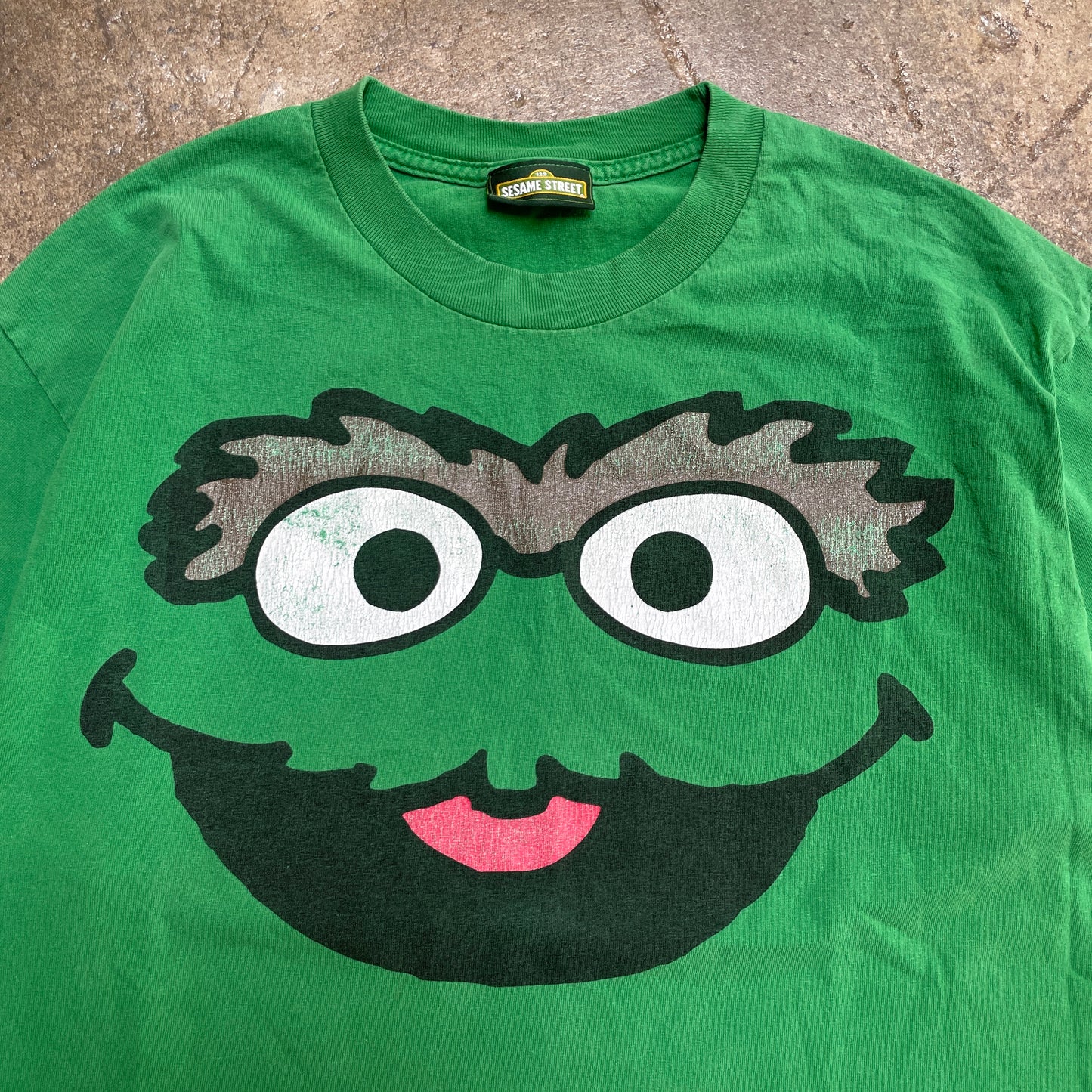 Y2K Oscar the Grouch Big Face T-Shirt