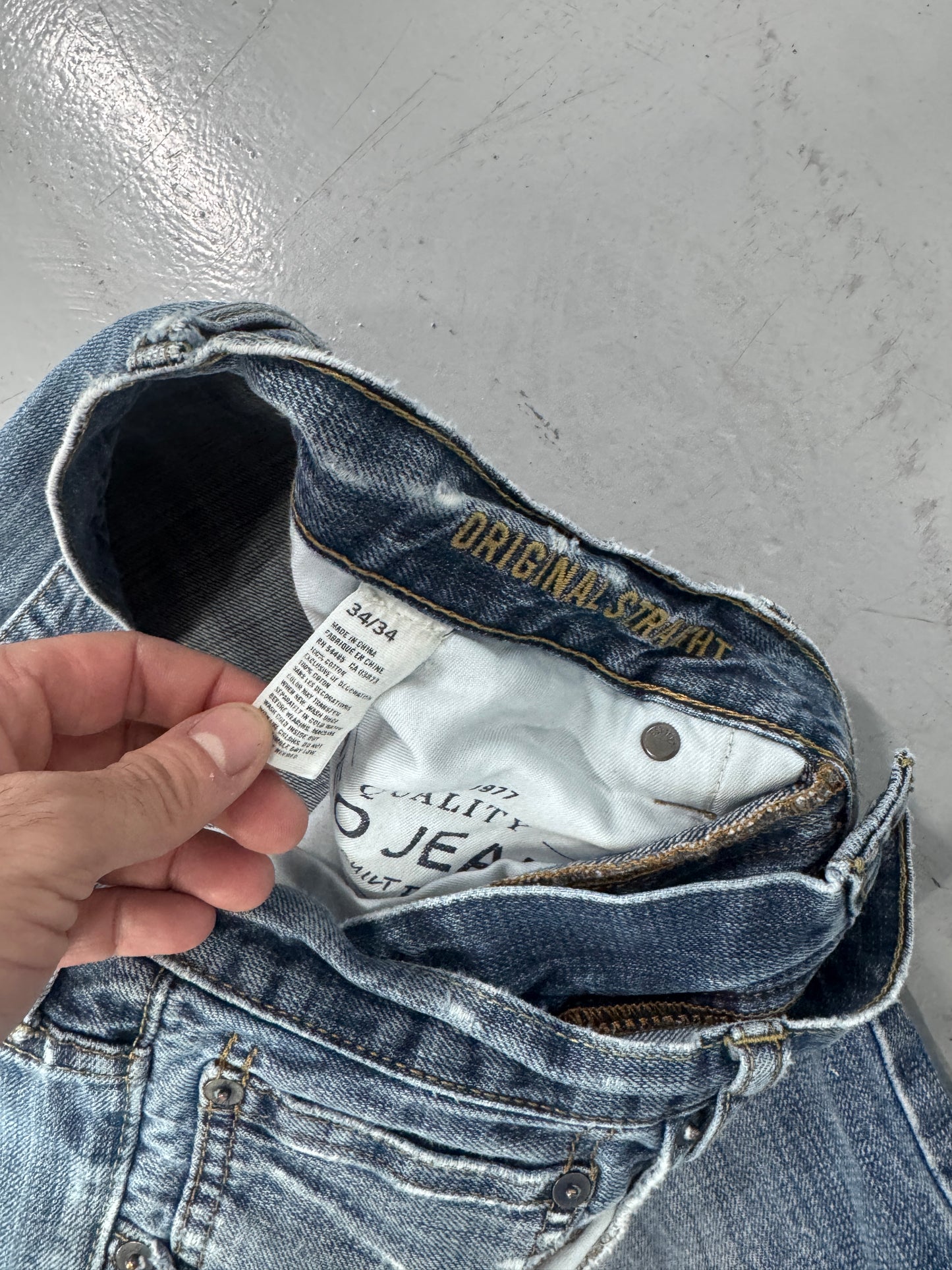 2000s American Eagle Distressed Jeans [35]